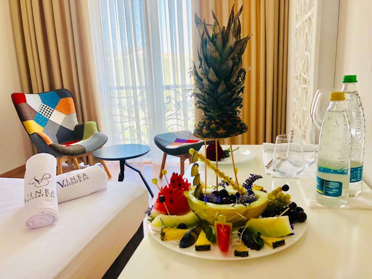 Vinea Resort Дуррес Экстерьер фото